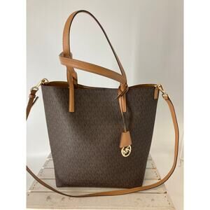 MICHAEL KORS, LARGE BRWON SIGNATURE PRINT PVC CROSSBODY BAG